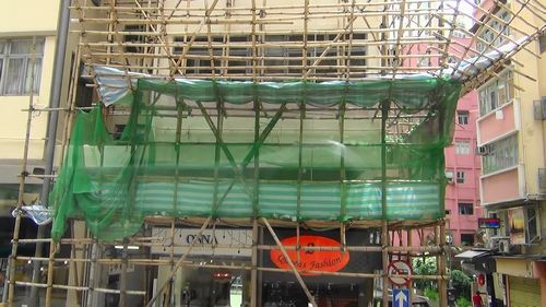 42 ヴィクトリア・ピークからのバス