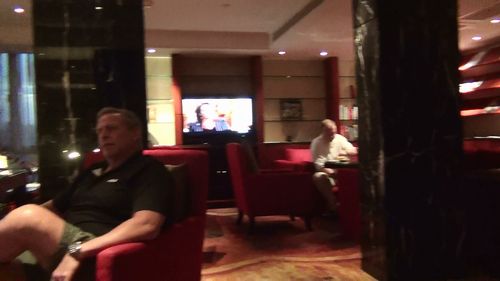 動画4 ホテルのクラブラウンジ (3)